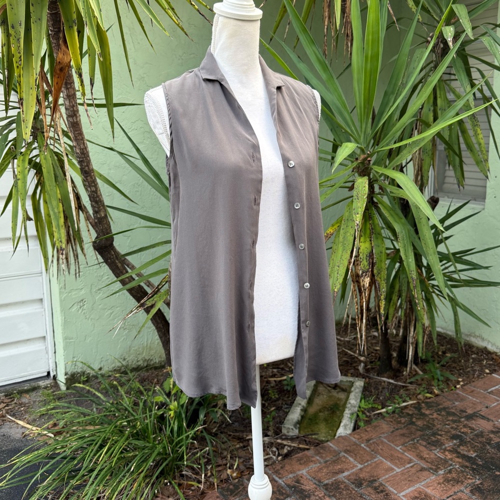 Amina Rubinacci Silk Gray Blouse